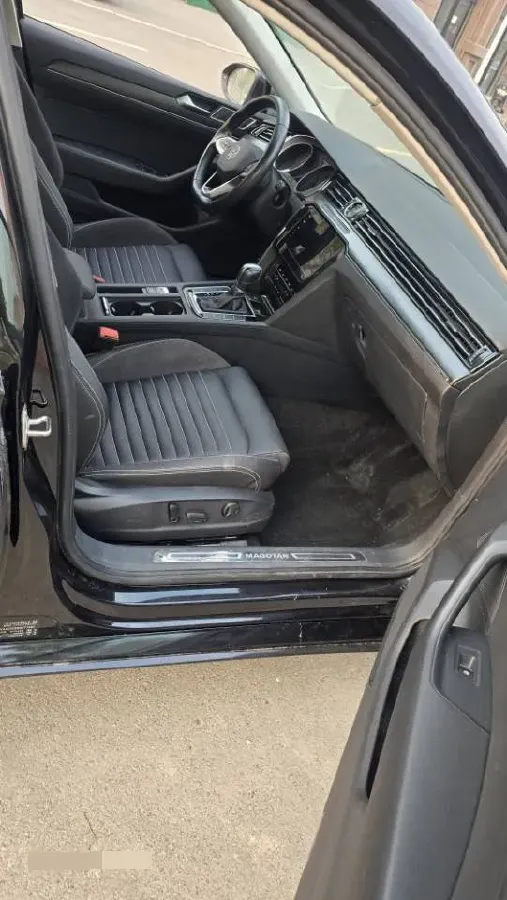 2020 Volkswagen Magotan 2.0T 186HP L4 7DCT,autocango,china used car exporter,china ev exporter,chinese used car exporter,chinese used ev exporter