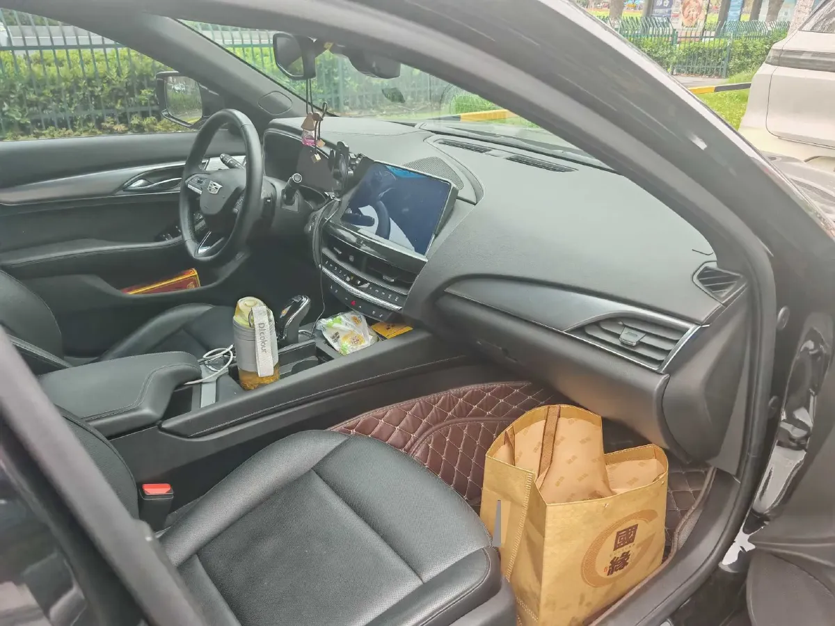 2023 Cadillac CT5 2.0T 237HP L4 10AT,autocango,china used car exporter,china ev exporter,chinese used car exporter,chinese used ev exporter