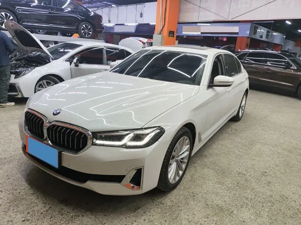 2021 BMW 5 Series 2.0T 184HP L4 8AT,autocango,china used car exporter,china ev exporter,chinese used car exporter,chinese used ev exporter