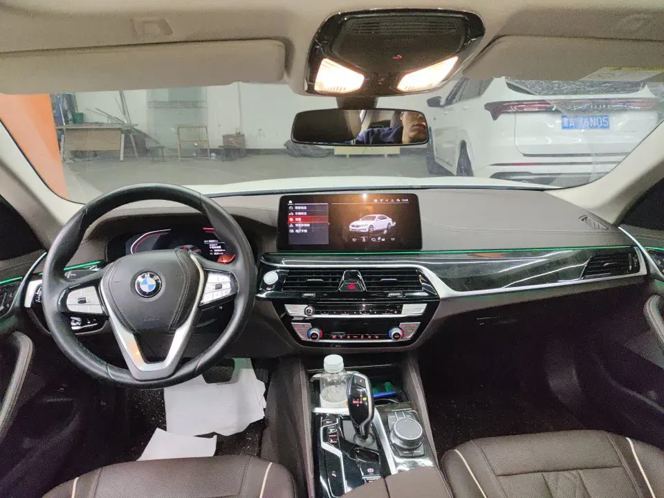 2021 BMW 5 Series 2.0T 184HP L4 8AT,autocango,china used car exporter,china ev exporter,chinese used car exporter,chinese used ev exporter