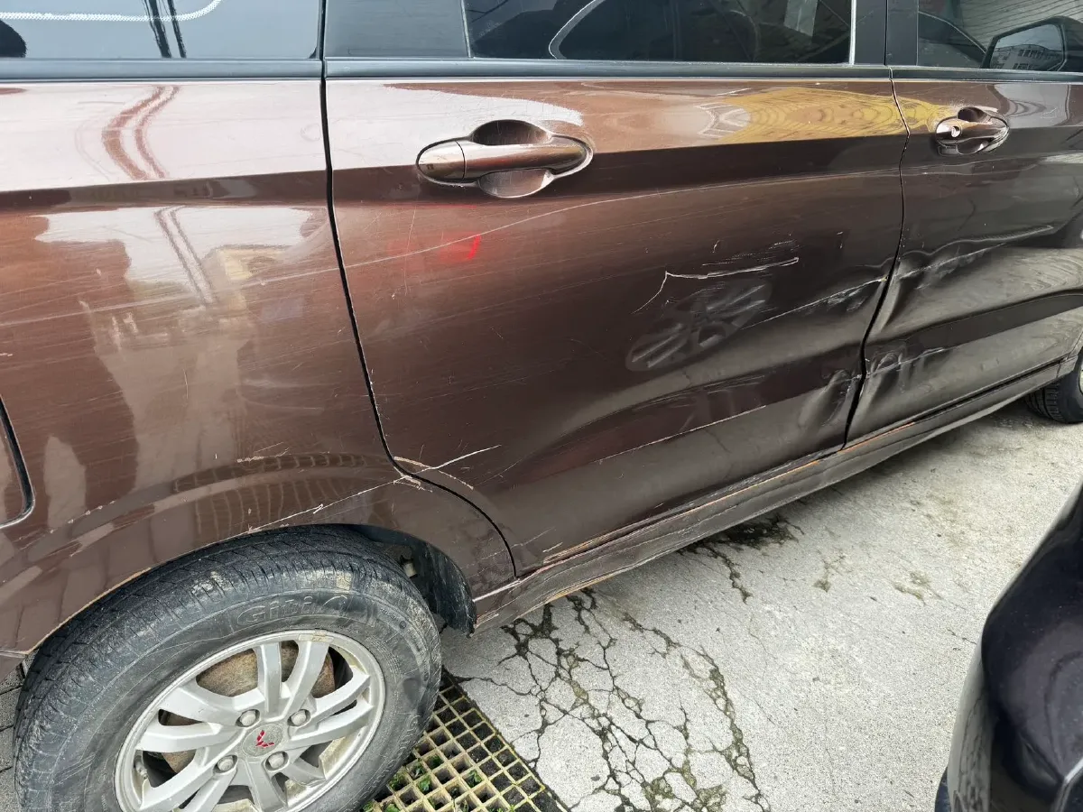 2018 WuLing HongGuang 1.5L 105HP L4 5MT,autocango,china used car exporter,china ev exporter,chinese used car exporter,chinese used ev exporter