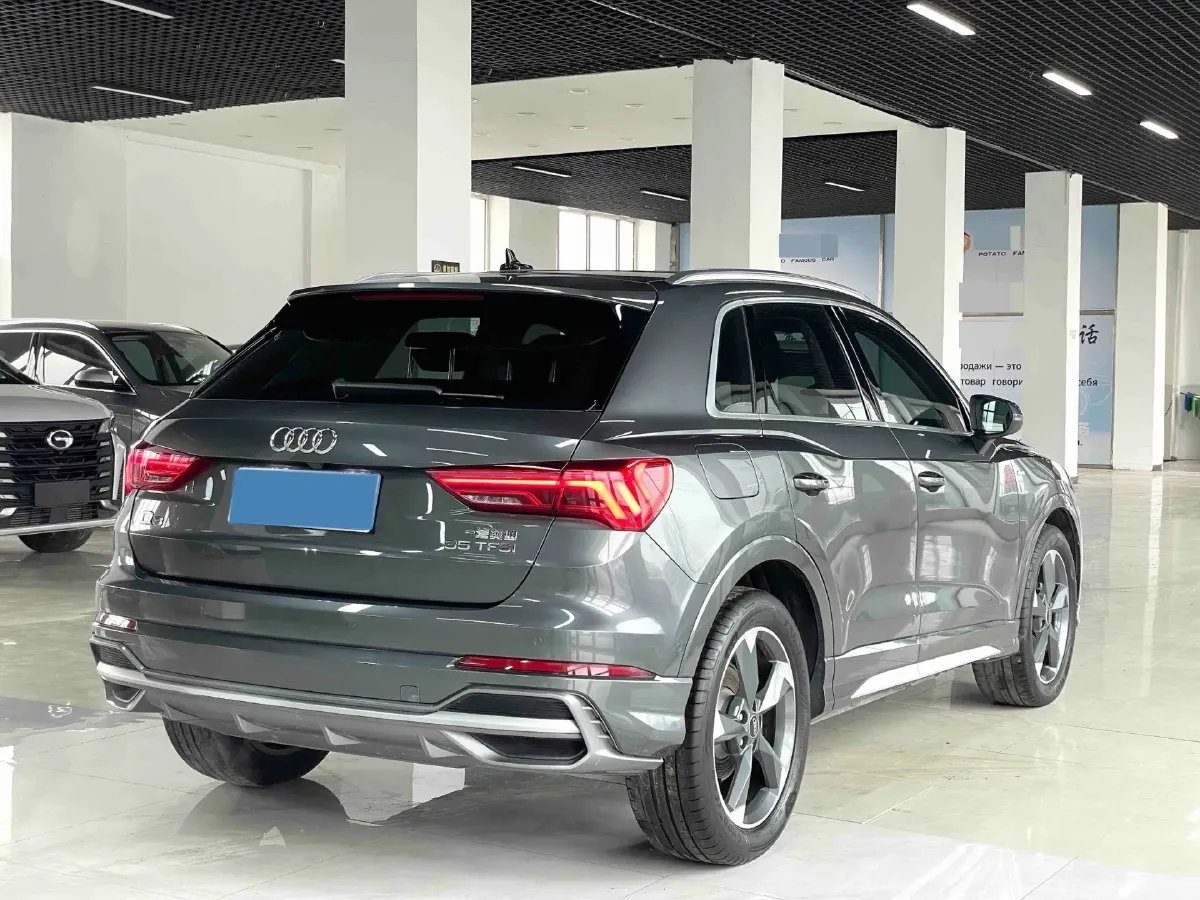 2022 Audi Q3 1.4T 150HP L4 7DCT,autocango,china used car exporter,china ev exporter,chinese used car exporter,chinese used ev exporter