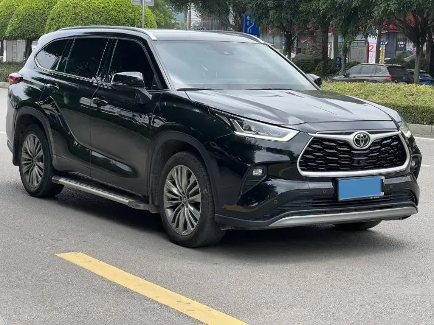 2022 Toyota Highlander 2.0T 248HP L4 8AT,autocango,china used car exporter,china ev exporter,chinese used car exporter,chinese used ev exporter