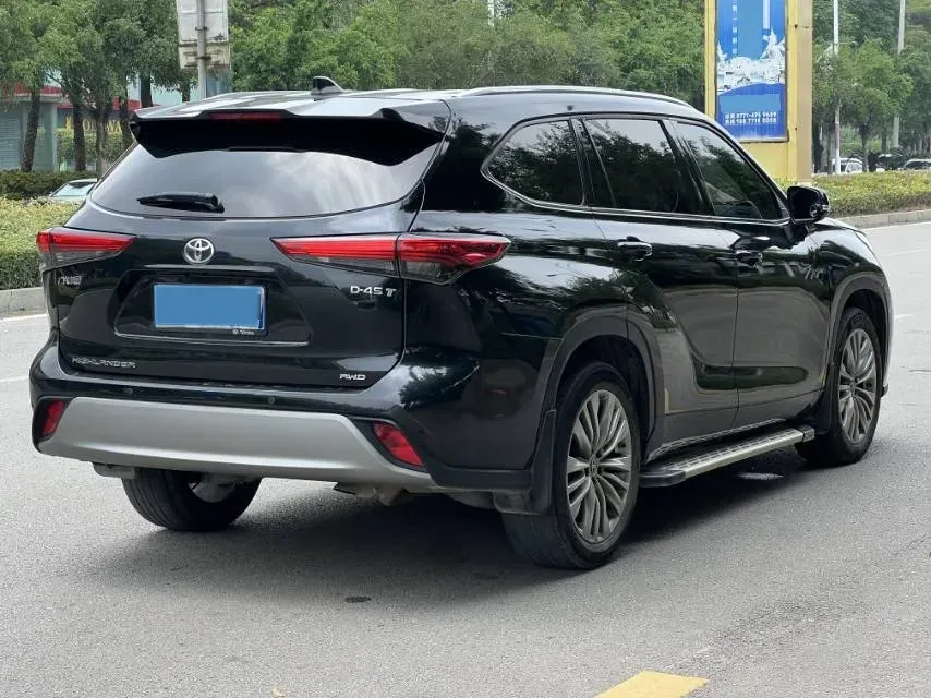 2022 Toyota Highlander 2.0T 248HP L4 8AT,autocango,china used car exporter,china ev exporter,chinese used car exporter,chinese used ev exporter