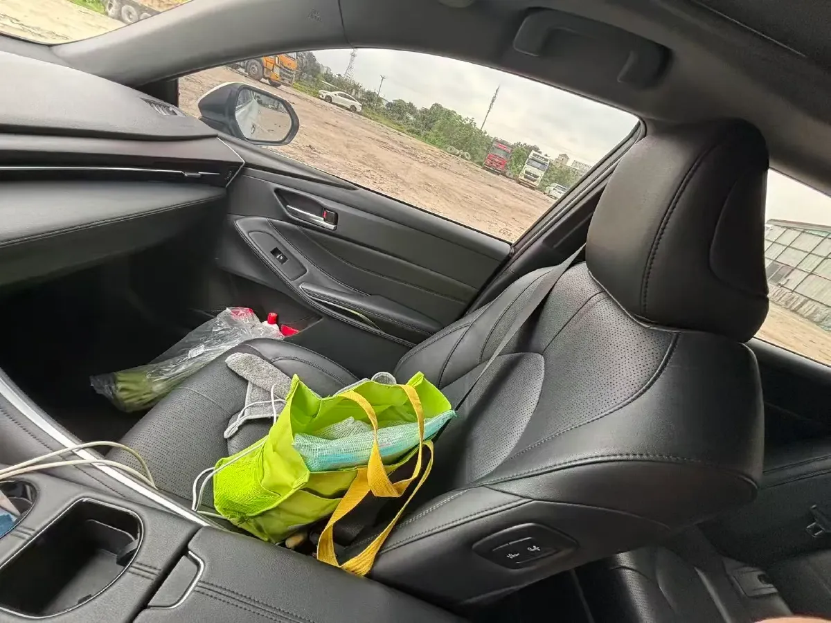 2022 Toyota Avalon 2.0L 178HP L4 CVT,autocango,china used car exporter,china ev exporter,chinese used car exporter,chinese used ev exporter