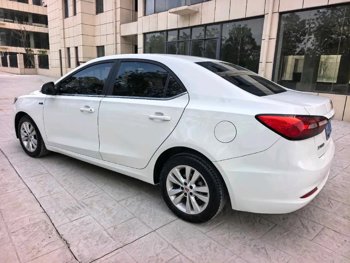 2018 Roewe 360 1.5L 116HP L4 4AT,autocango,china used car exporter,china ev exporter,chinese used car exporter,chinese used ev exporter
