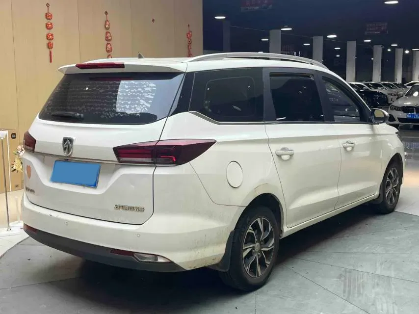 2018 BaoJun 530 1.5T 150HP L4 6MT,autocango,china used car exporter,china ev exporter,chinese used car exporter,chinese used ev exporter