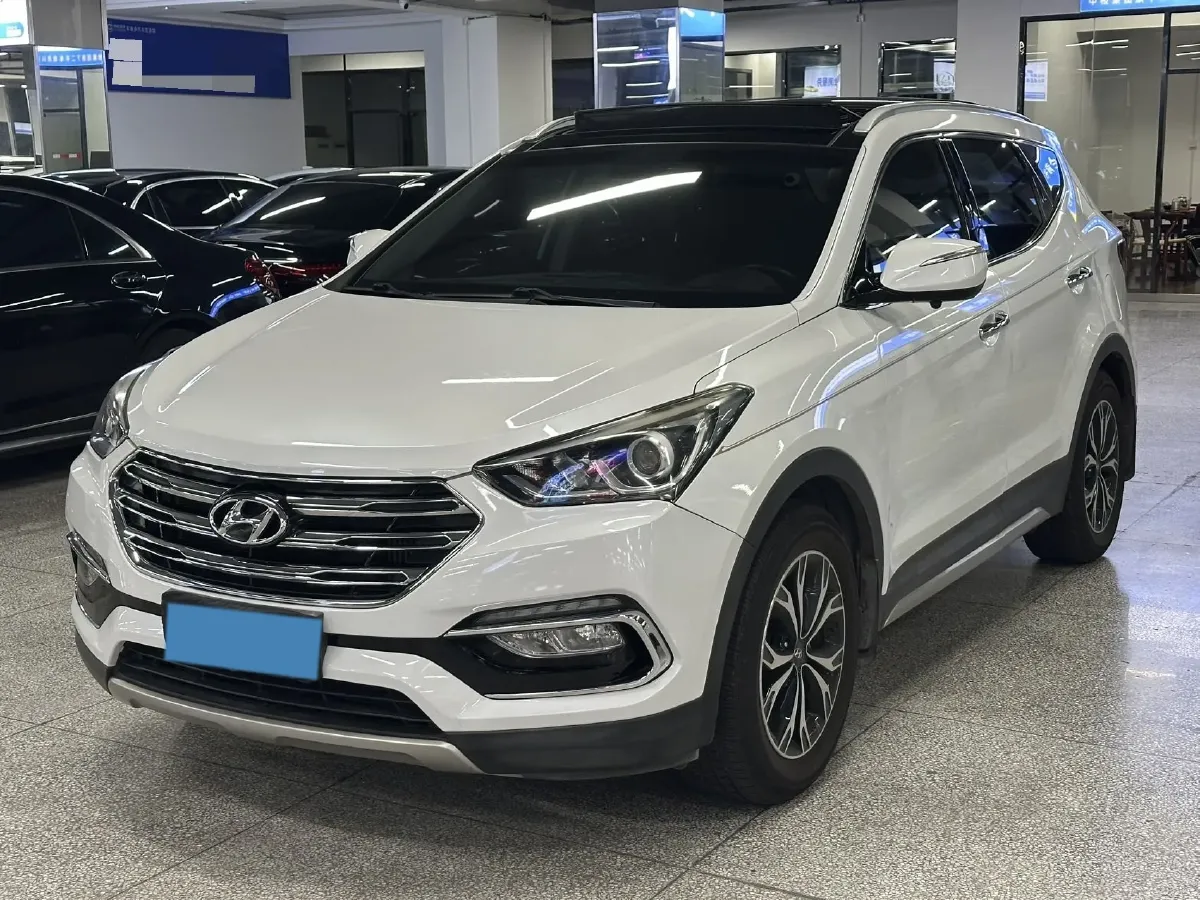 2017 Hyundai Santafe 2.0T 245HP L4 6AT,autocango,china used car exporter,china ev exporter,chinese used car exporter,chinese used ev exporter