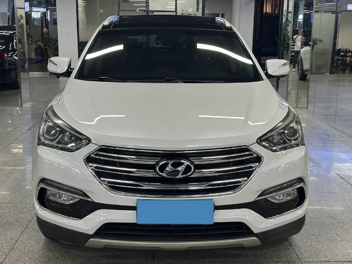 2017 Hyundai Santafe 2.0T 245HP L4 6AT,autocango,china used car exporter,china ev exporter,chinese used car exporter,chinese used ev exporter