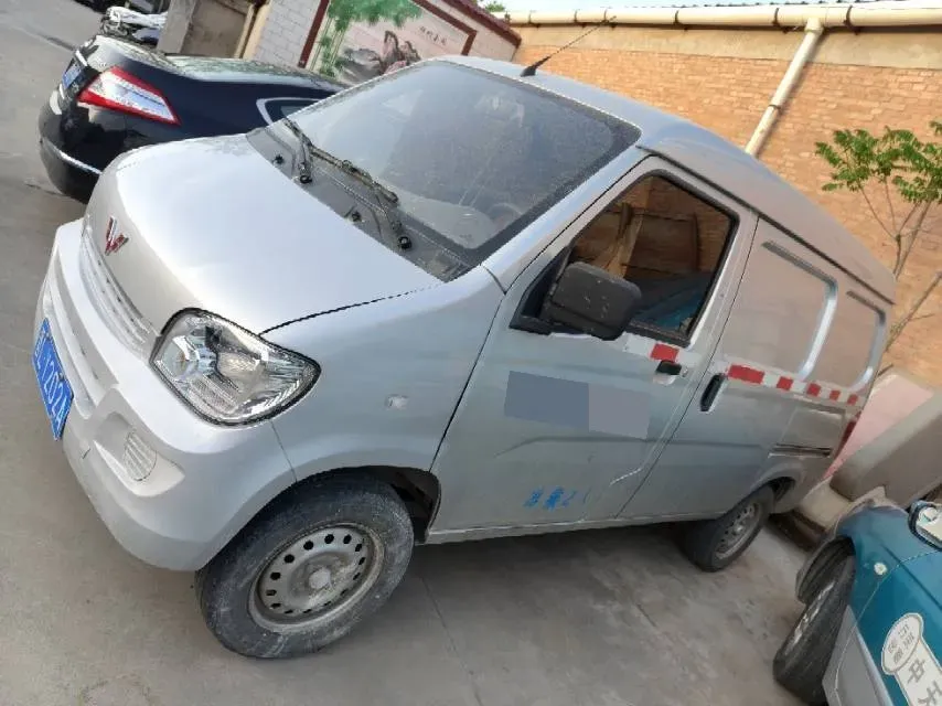 2019 WuLing ZhiGuang 1.2L 82HP L4 5MT,autocango,china used car exporter,china ev exporter,chinese used car exporter,chinese used ev exporter