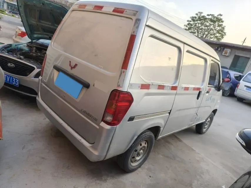 2019 WuLing ZhiGuang 1.2L 82HP L4 5MT,autocango,china used car exporter,china ev exporter,chinese used car exporter,chinese used ev exporter