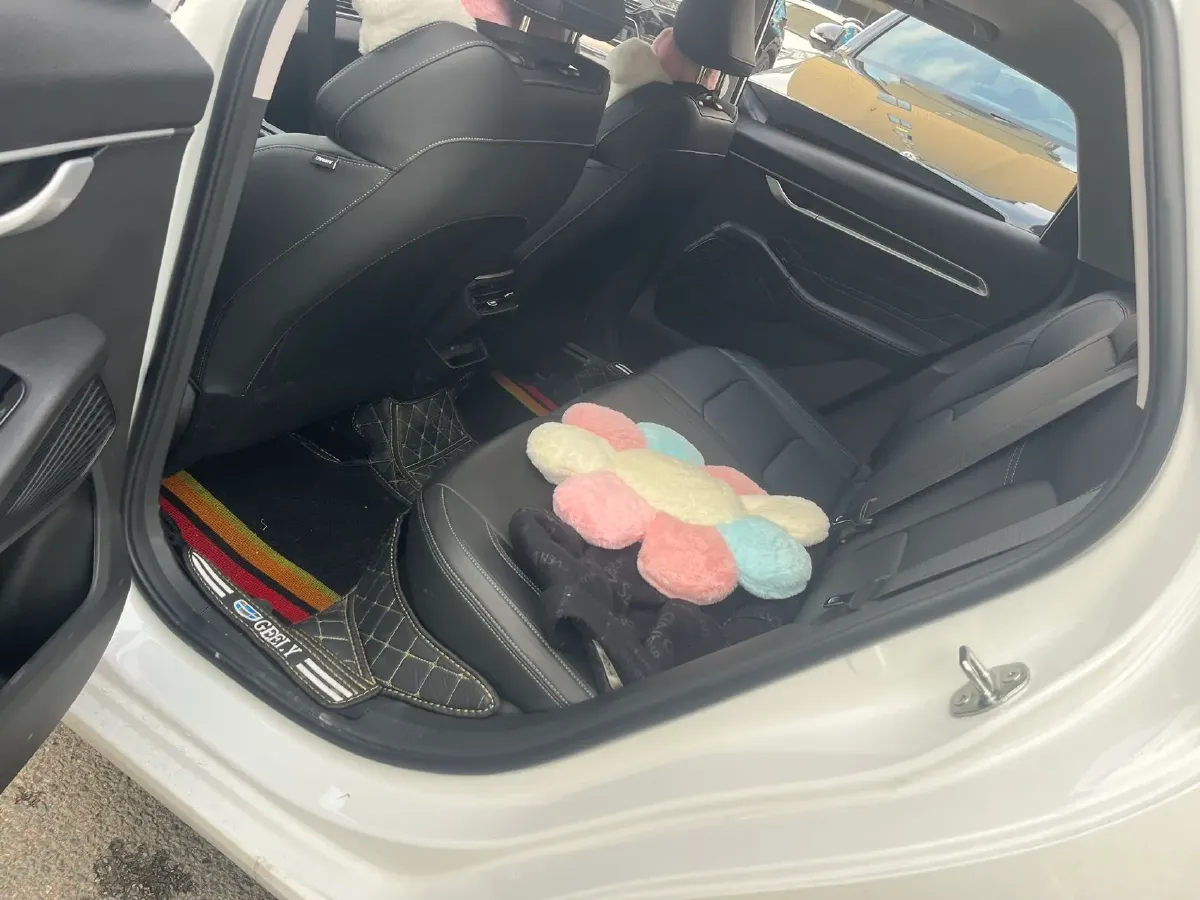 2025 Geely Emgrand 1.5L 127HP L4 CVT,autocango,china used car exporter,china ev exporter,chinese used car exporter,chinese used ev exporter