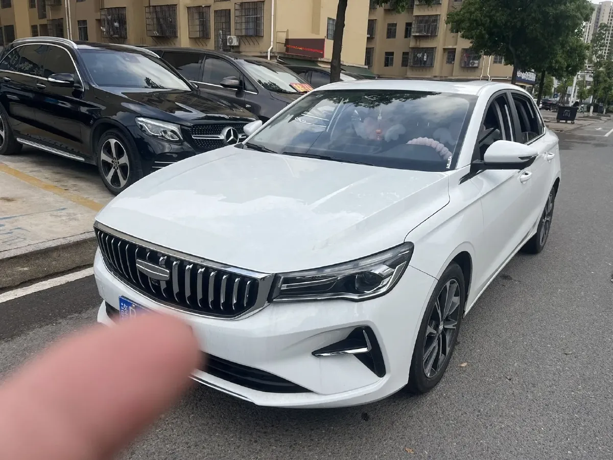2025 Geely Emgrand 1.5L 127HP L4 CVT,autocango,china used car exporter,china ev exporter,chinese used car exporter,chinese used ev exporter