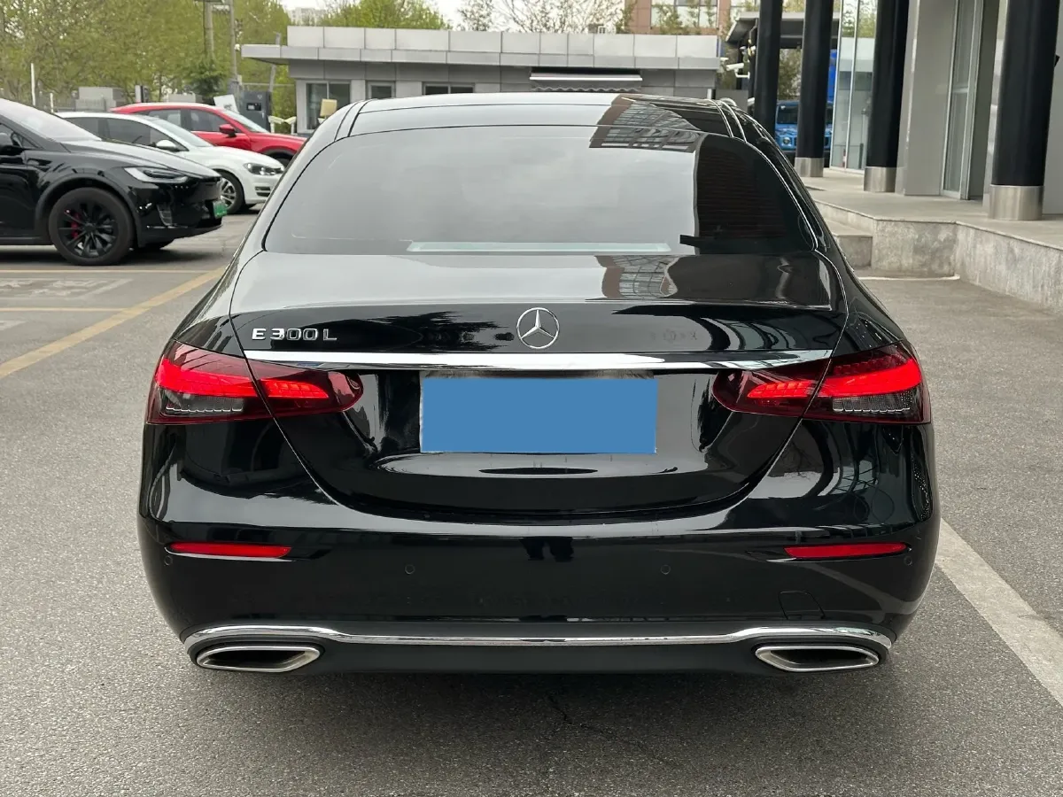 2022 Mercedes-Benz E Class 2.0T 258HP L4 9AT,autocango,china used car exporter,china ev exporter,chinese used car exporter,chinese used ev exporter