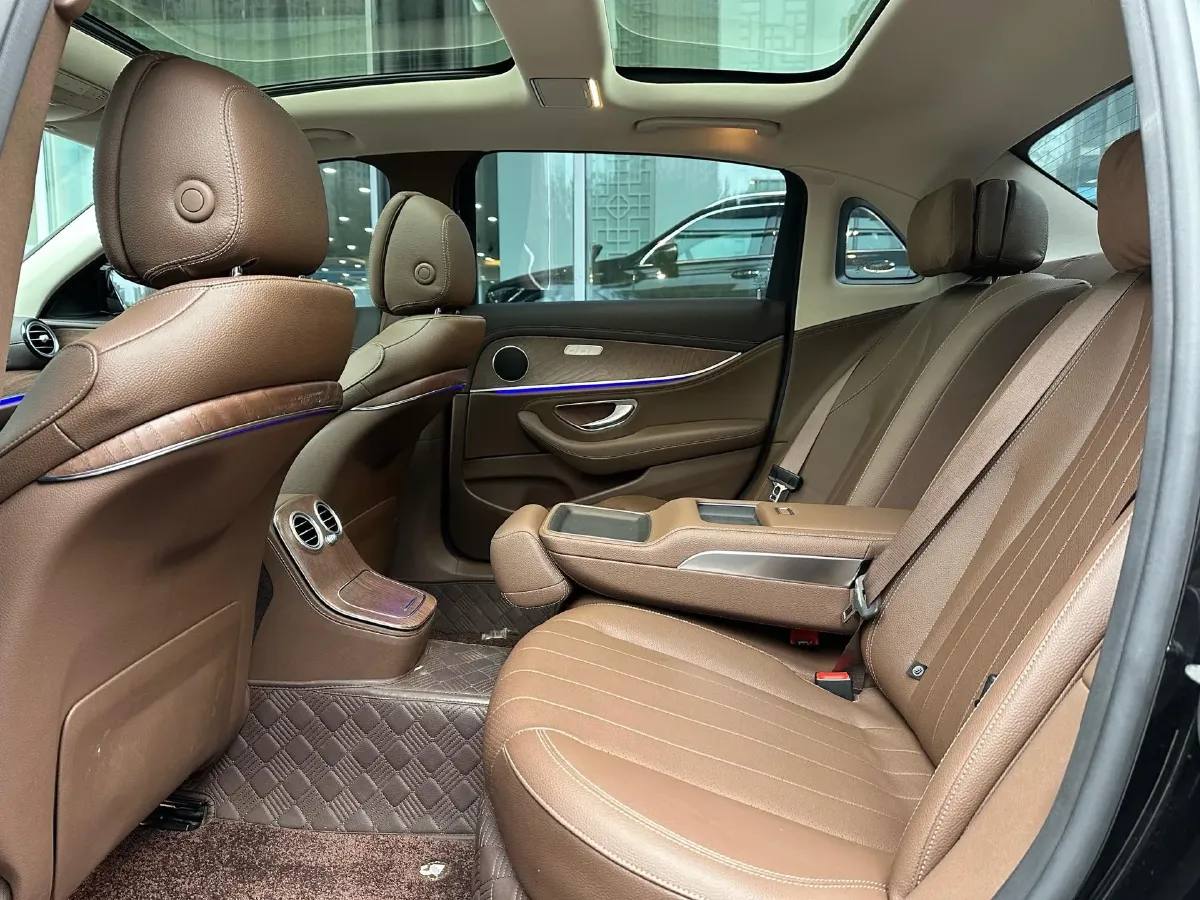 2022 Mercedes-Benz E Class 2.0T 258HP L4 9AT,autocango,china used car exporter,china ev exporter,chinese used car exporter,chinese used ev exporter
