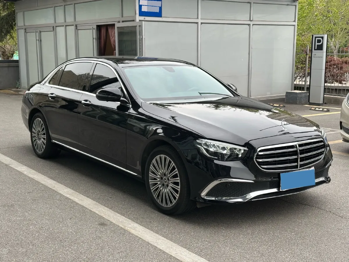 2022 Mercedes-Benz E Class 2.0T 258HP L4 9AT,autocango,china used car exporter,china ev exporter,chinese used car exporter,chinese used ev exporter