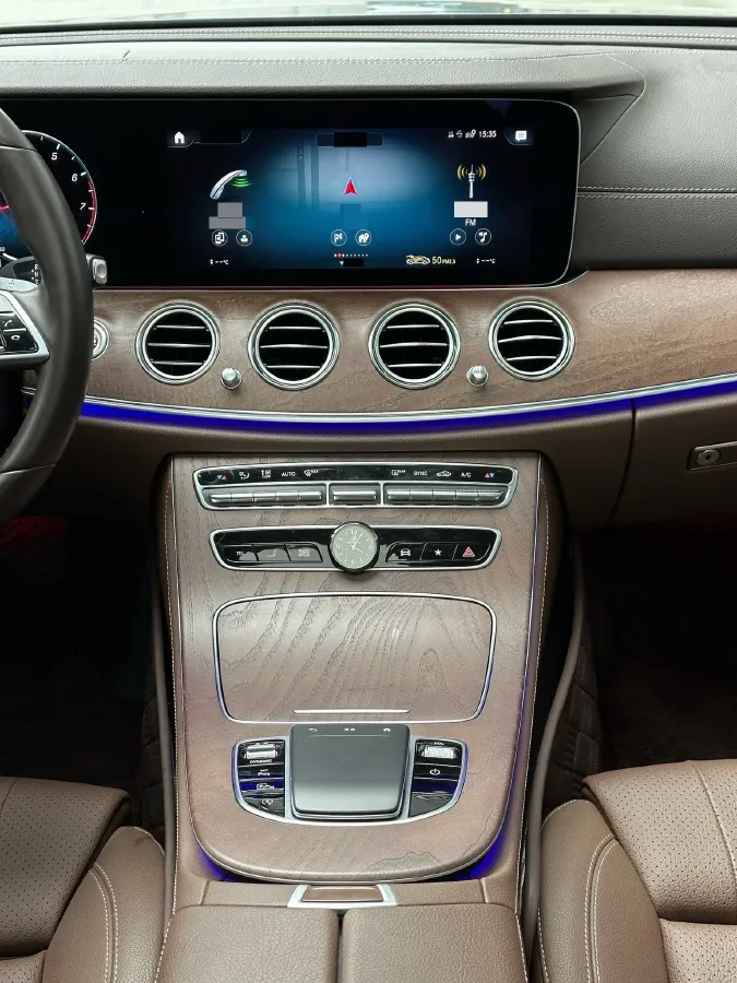 2022 Mercedes-Benz E Class 2.0T 258HP L4 9AT,autocango,china used car exporter,china ev exporter,chinese used car exporter,chinese used ev exporter