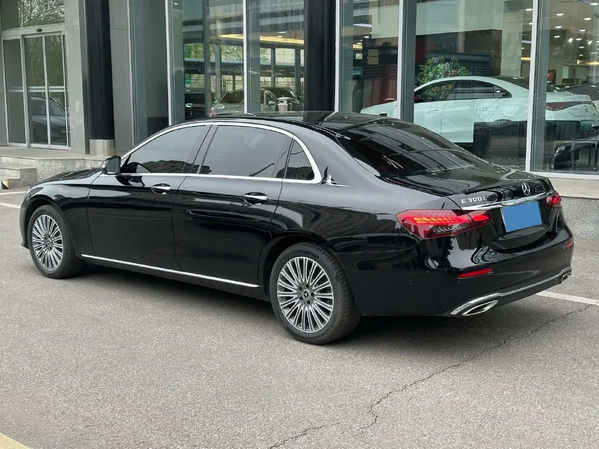 2022 Mercedes-Benz E Class 2.0T 258HP L4 9AT,autocango,china used car exporter,china ev exporter,chinese used car exporter,chinese used ev exporter