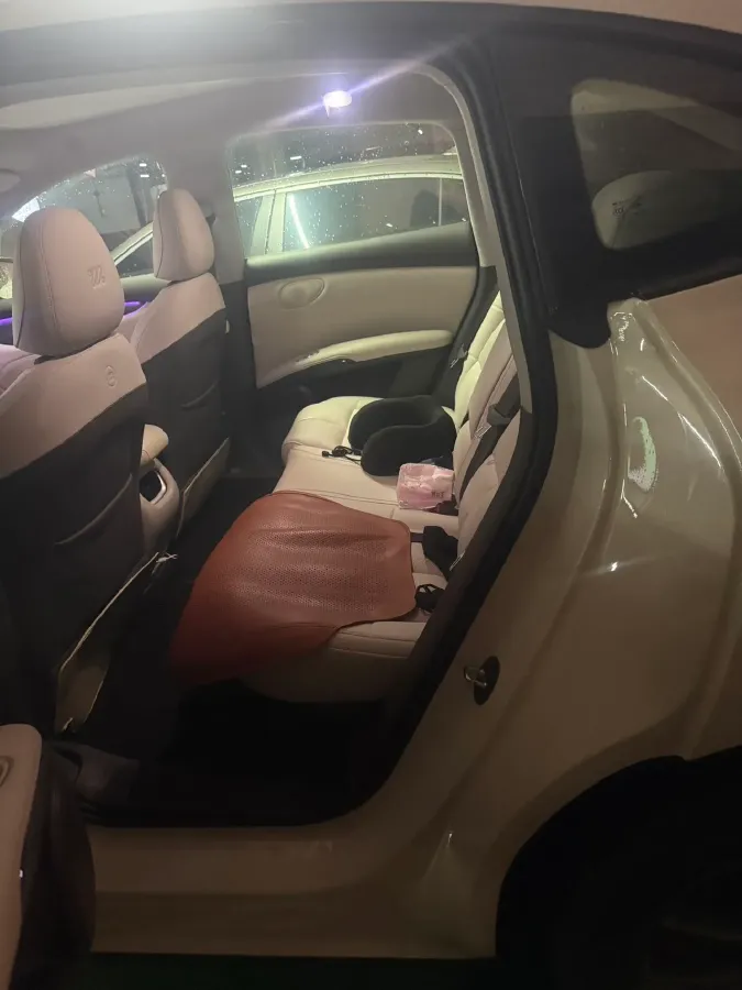 2023 IM LS6 BEV 71KWH,autocango,china used car exporter,china ev exporter,chinese used car exporter,chinese used ev exporter