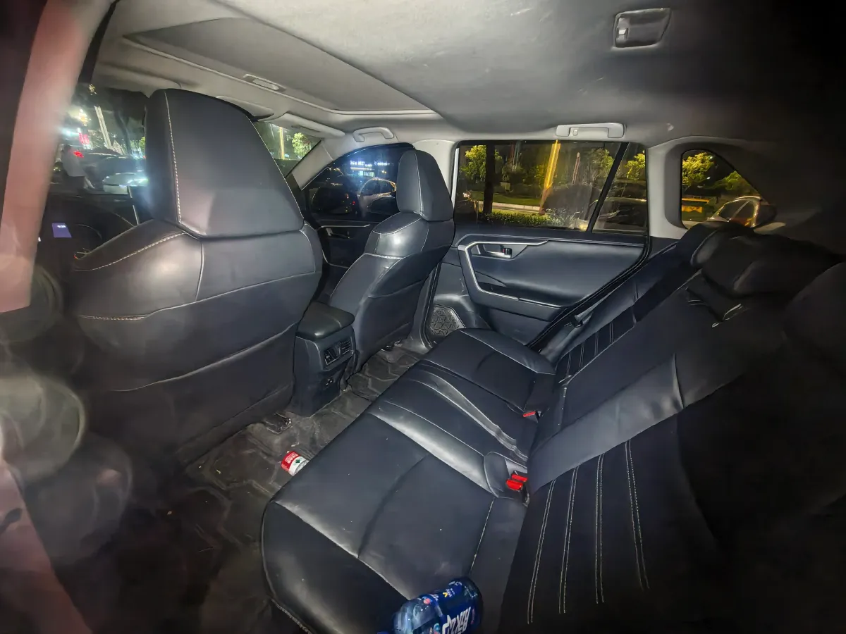 2022 Toyota RAV4 2.0L 171HP L4 CVT,autocango,china used car exporter,china ev exporter,chinese used car exporter,chinese used ev exporter