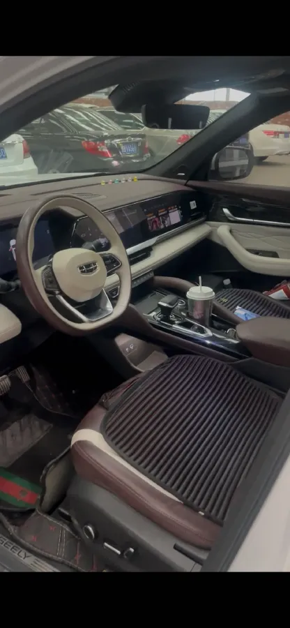 2021 Geely Monjaro 2.0T 238HP L4 8AT,autocango,china used car exporter,china ev exporter,chinese used car exporter,chinese used ev exporter