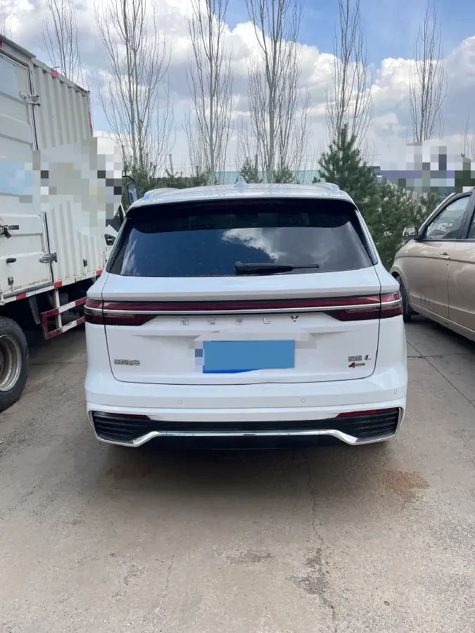 2021 Geely Monjaro 2.0T 238HP L4 8AT,autocango,china used car exporter,china ev exporter,chinese used car exporter,chinese used ev exporter