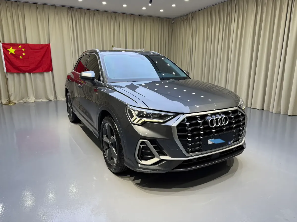 2023 Audi Q3 1.4T 150HP L4 7DCT,autocango,china used car exporter,china ev exporter,chinese used car exporter,chinese used ev exporter