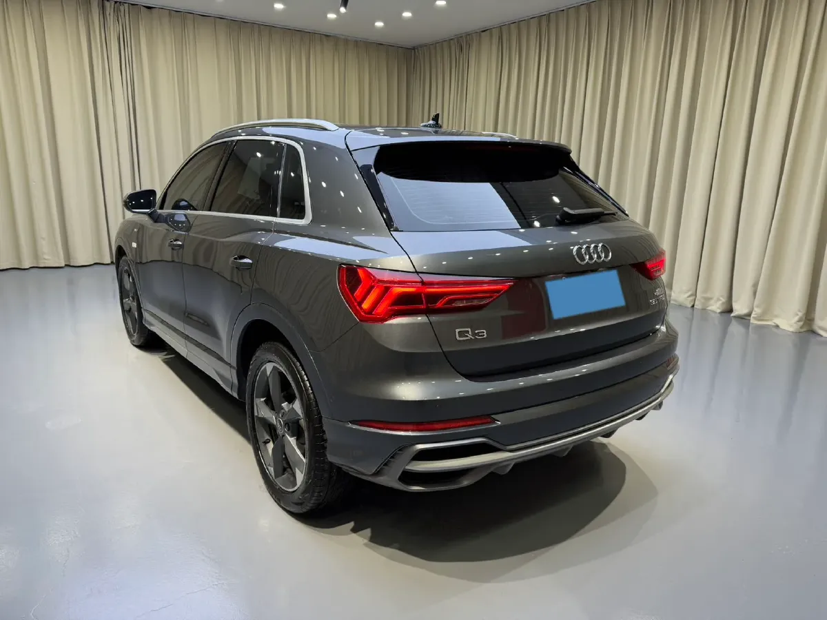 2023 Audi Q3 1.4T 150HP L4 7DCT,autocango,china used car exporter,china ev exporter,chinese used car exporter,chinese used ev exporter