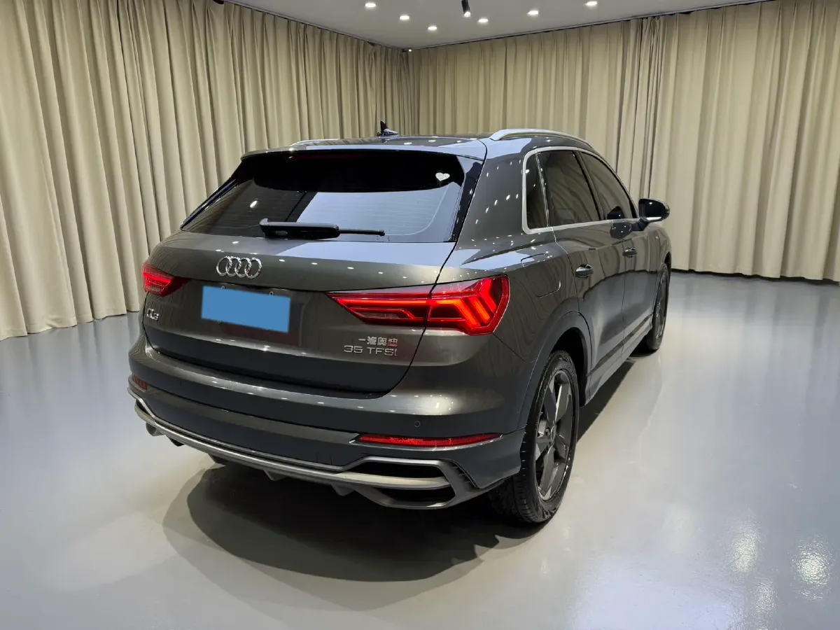2023 Audi Q3 1.4T 150HP L4 7DCT,autocango,china used car exporter,china ev exporter,chinese used car exporter,chinese used ev exporter