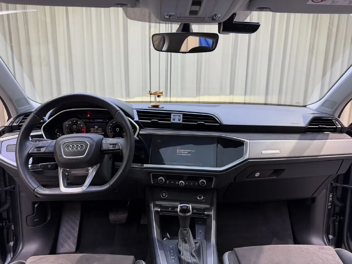 2023 Audi Q3 1.4T 150HP L4 7DCT,autocango,china used car exporter,china ev exporter,chinese used car exporter,chinese used ev exporter