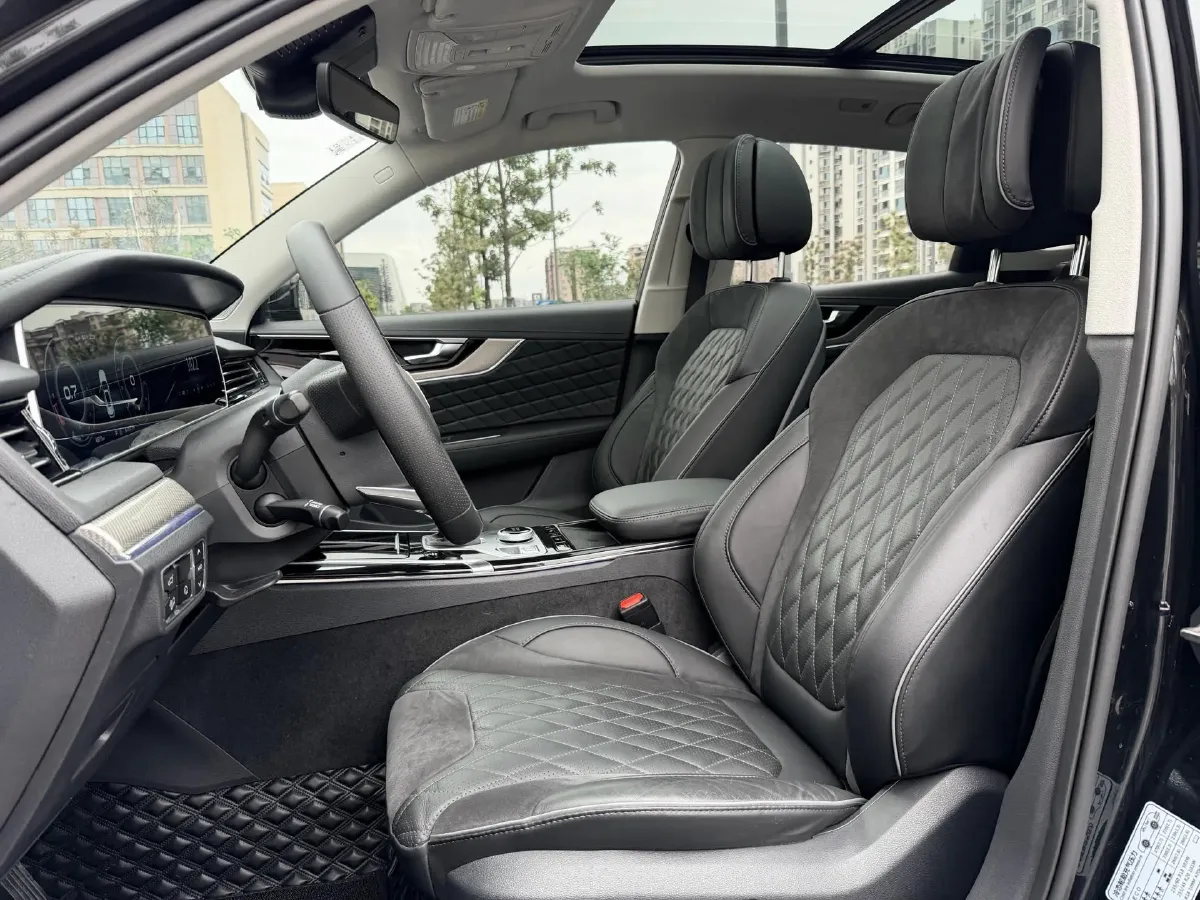 2022 HongQi HS5 2.0T 224HP L4 6AT,autocango,china used car exporter,china ev exporter,chinese used car exporter,chinese used ev exporter