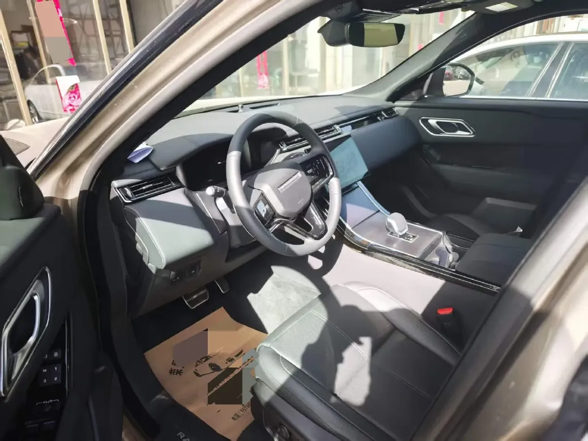 2026 Land Rover Range Rover Velar 2.0T 250HP L4 8AT,autocango,china used car exporter,china ev exporter,chinese used car exporter,chinese used ev exporter