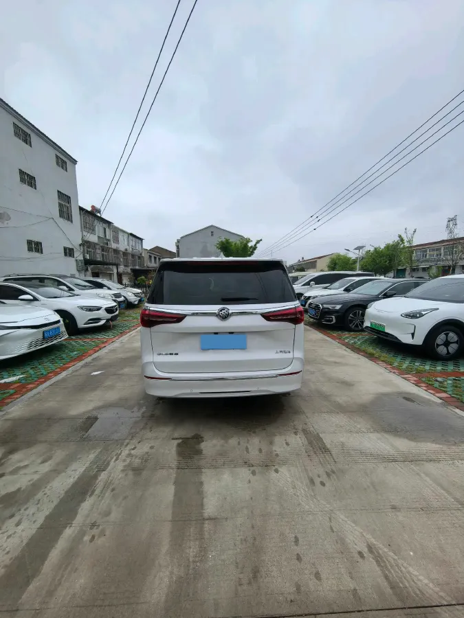 2023 Buick GL8 2.0T 237HP L4 9AT,autocango,china used car exporter,china ev exporter,chinese used car exporter,chinese used ev exporter