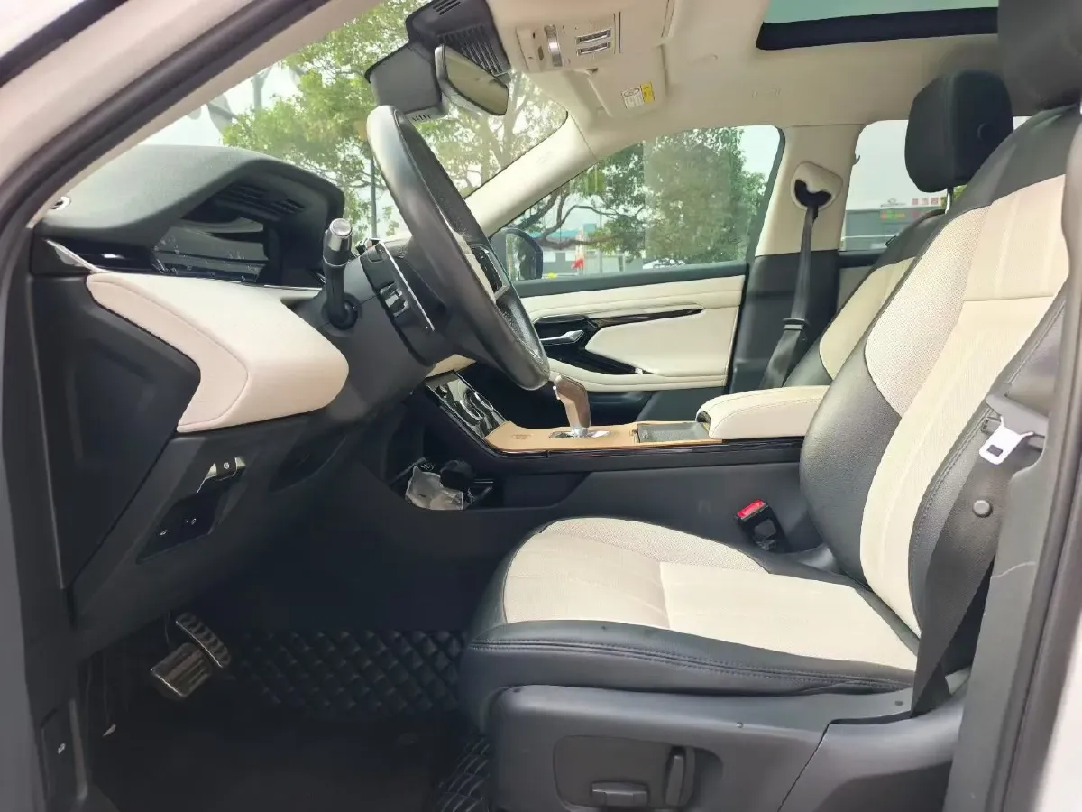 2021 Land Rover Range Rover Evoque 2.0T 249HP L4 9AT,autocango,china used car exporter,china ev exporter,chinese used car exporter,chinese used ev exporter