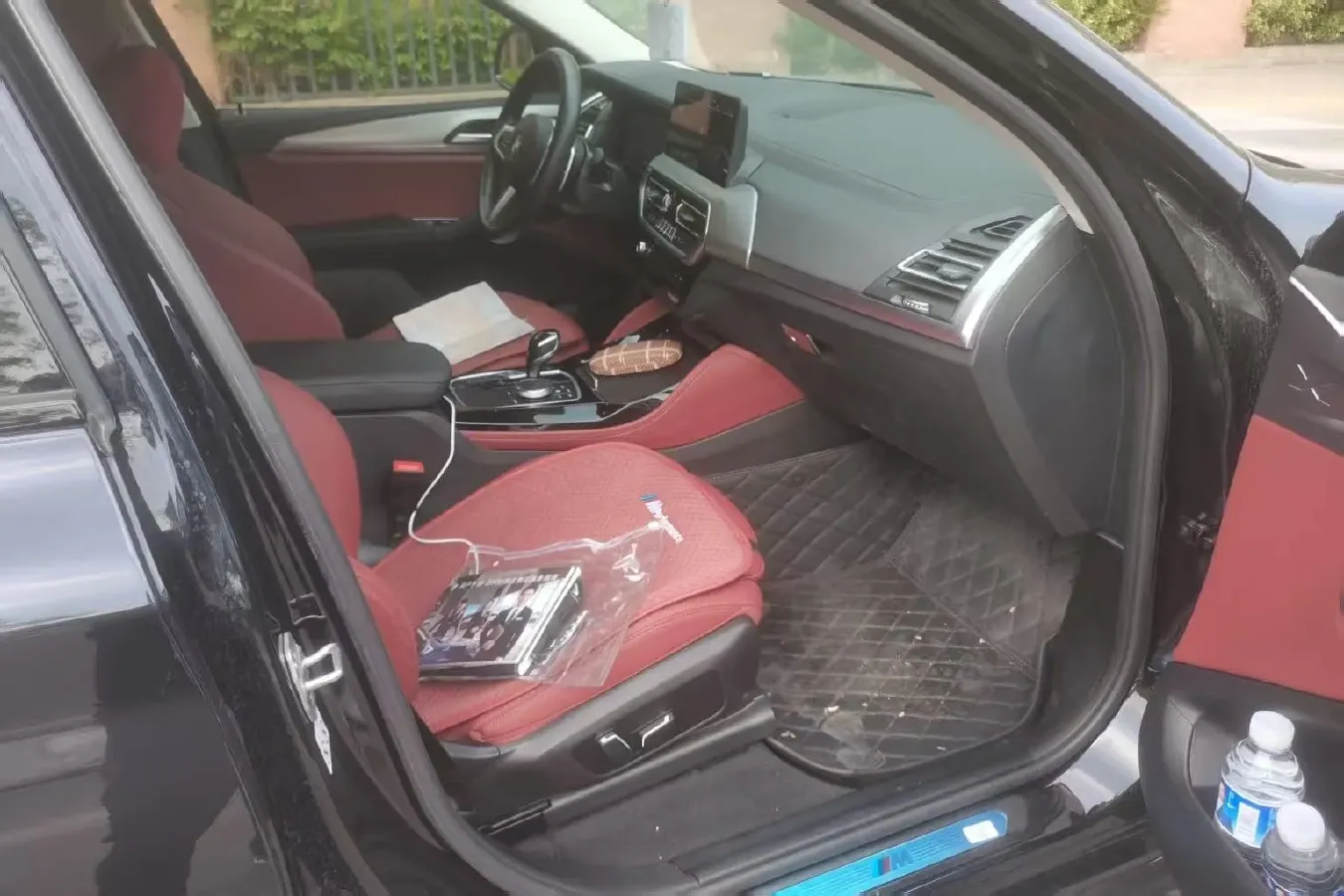 2022 BMW X4 2.0T 245HP L4 8AT,autocango,china used car exporter,china ev exporter,chinese used car exporter,chinese used ev exporter