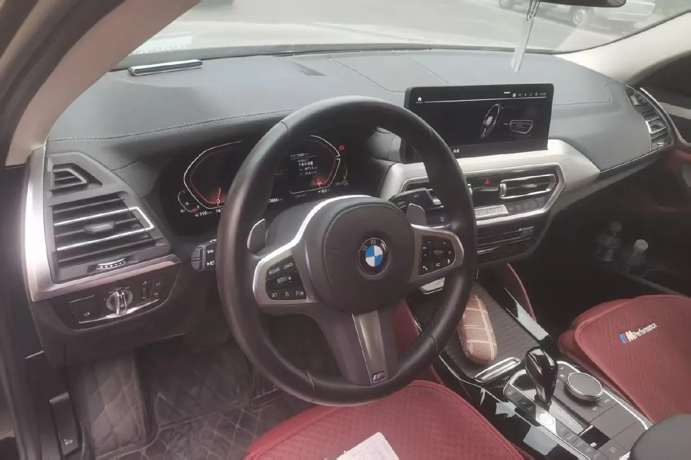 2022 BMW X4 2.0T 245HP L4 8AT,autocango,china used car exporter,china ev exporter,chinese used car exporter,chinese used ev exporter