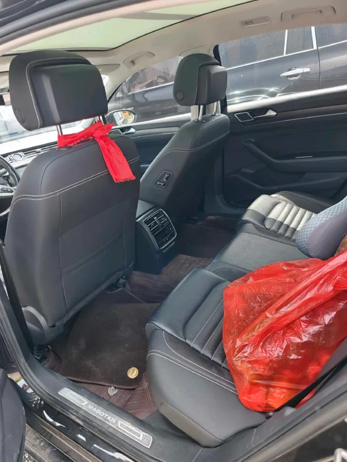 2020 Volkswagen Magotan 2.0T 186HP L4 7DCT,autocango,china used car exporter,china ev exporter,chinese used car exporter,chinese used ev exporter