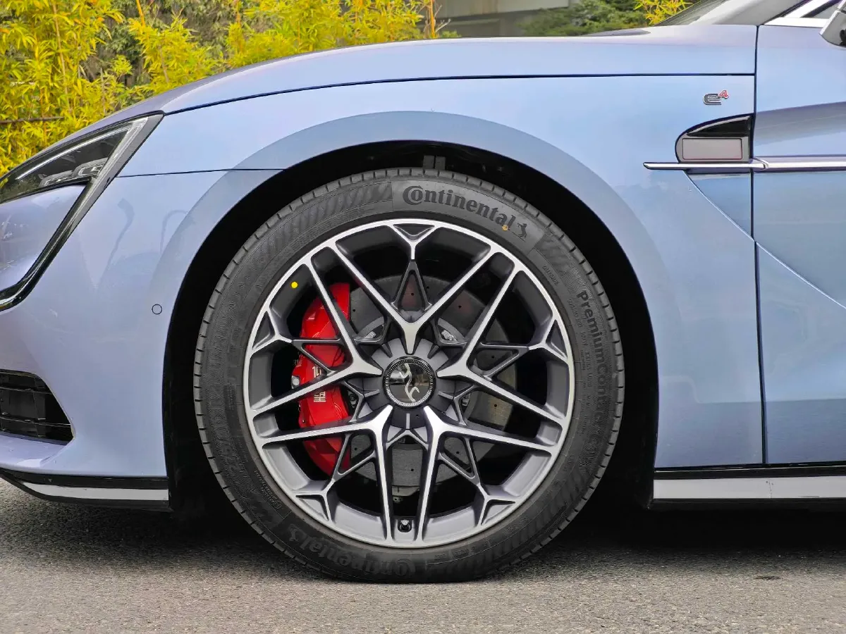 2025 YangWang U7 2.0T 245HP H4 E-CVT PHEV 52.4KWH,autocango,china used car exporter,china ev exporter,chinese used car exporter,chinese used ev exporter