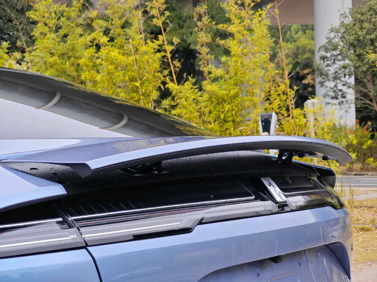 2025 YangWang U7 2.0T 245HP H4 E-CVT PHEV 52.4KWH,autocango,china used car exporter,china ev exporter,chinese used car exporter,chinese used ev exporter