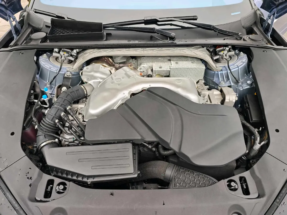 2025 YangWang U7 2.0T 245HP H4 E-CVT PHEV 52.4KWH,autocango,china used car exporter,china ev exporter,chinese used car exporter,chinese used ev exporter