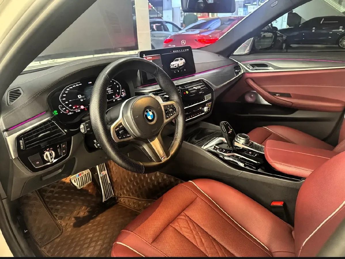 2021 BMW 5 Series 2.0T 252HP L4 8AT,autocango,china used car exporter,china ev exporter,chinese used car exporter,chinese used ev exporter