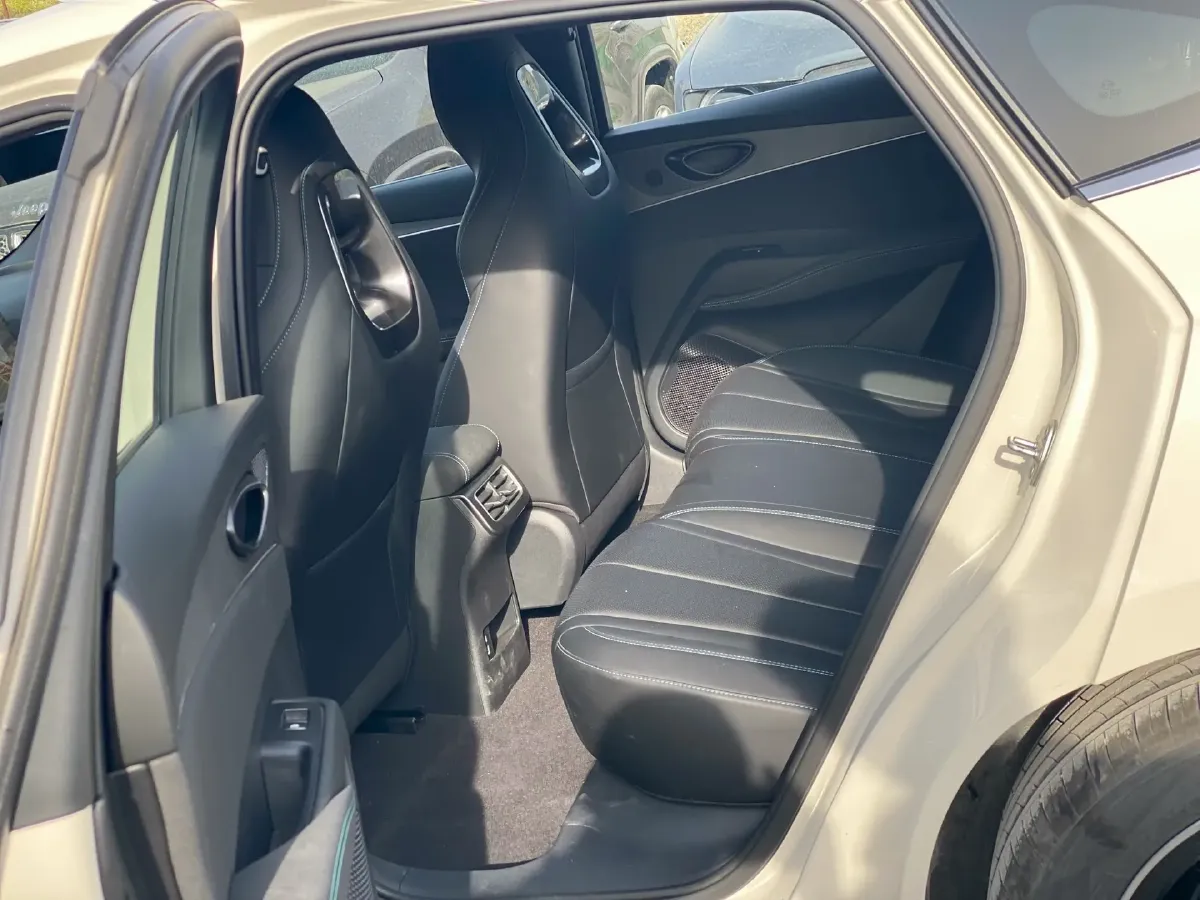 2025 BYD Seal06 1.5L 101HP L4 E-CVT PHEV 15.87KWH,autocango,china used car exporter,china ev exporter,chinese used car exporter,chinese used ev exporter