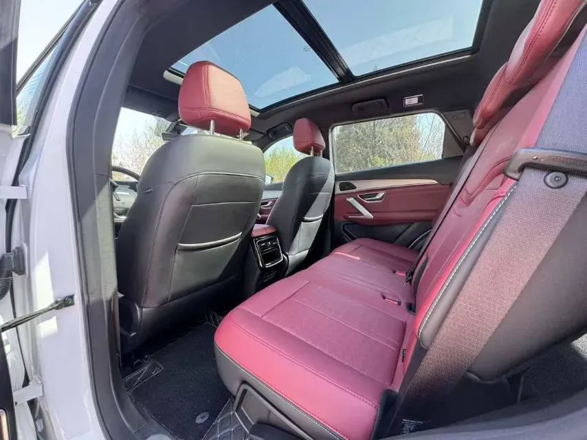 2025 Jetour X70 Plus 1.5T 156HP L4 6DCT,autocango,china used car exporter,china ev exporter,chinese used car exporter,chinese used ev exporter