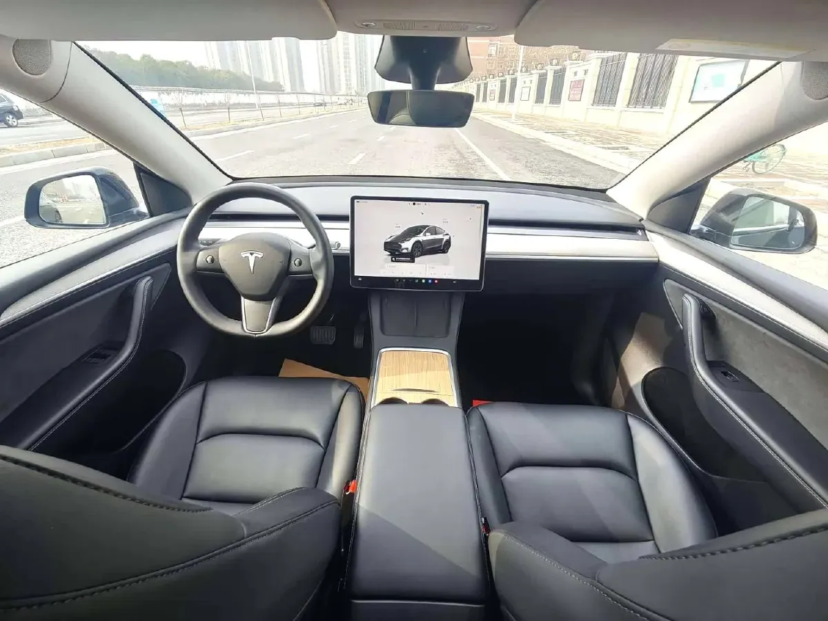 2024 Iveco OuSheng BEV 77.28KWH,autocango,china used car exporter,china ev exporter,chinese used car exporter,chinese used ev exporter