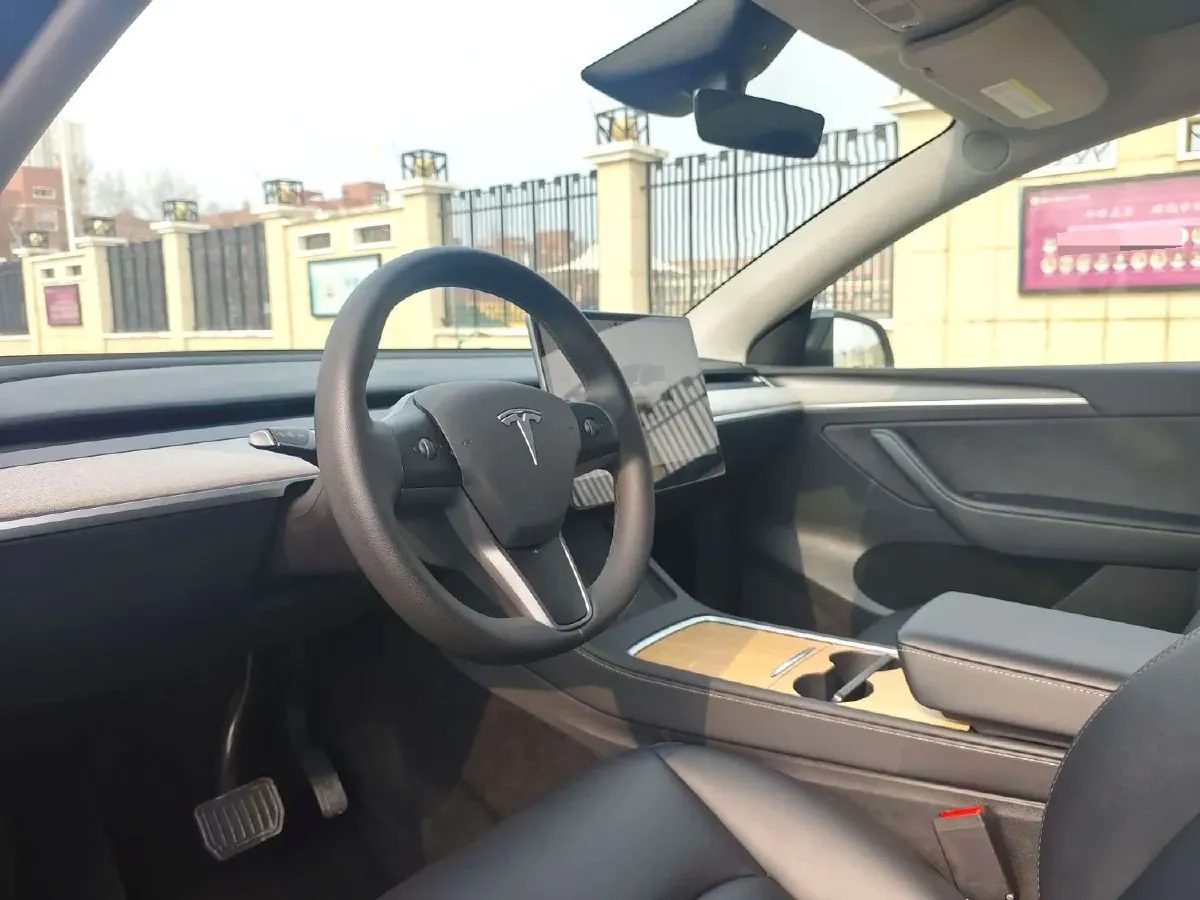 2024 Iveco OuSheng BEV 77.28KWH,autocango,china used car exporter,china ev exporter,chinese used car exporter,chinese used ev exporter