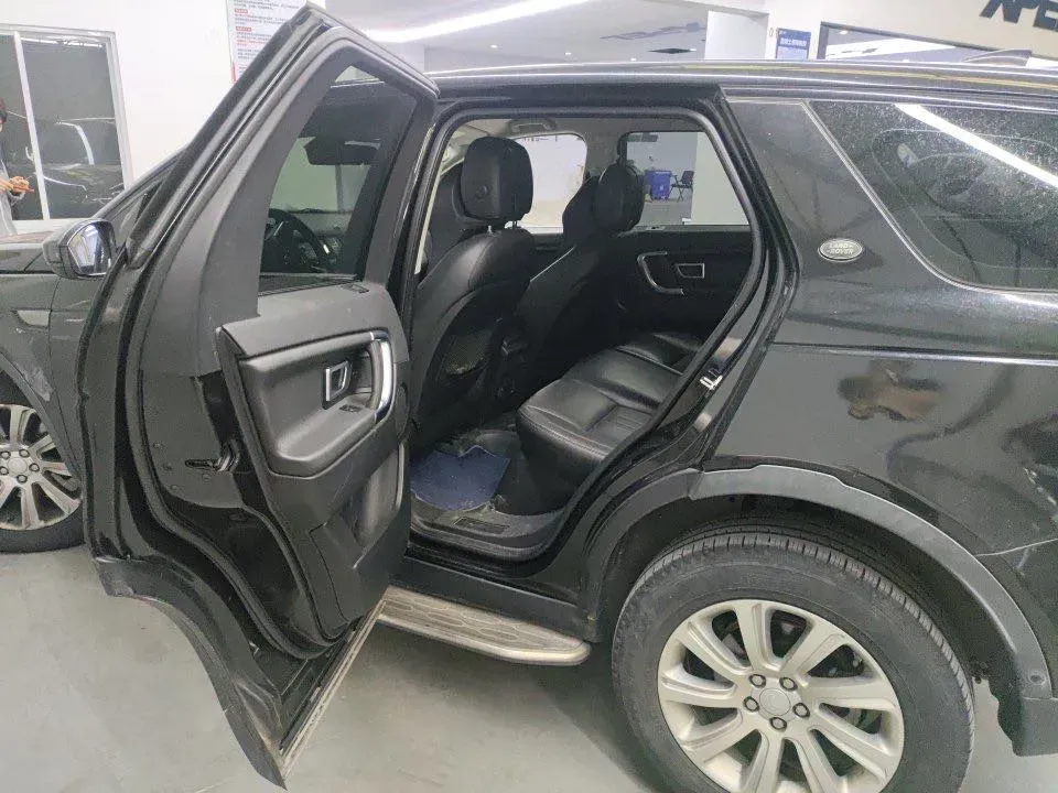 2019 Land Rover Discovery Sport 2.0T 241HP L4 9AT,autocango,china used car exporter,china ev exporter,chinese used car exporter,chinese used ev exporter