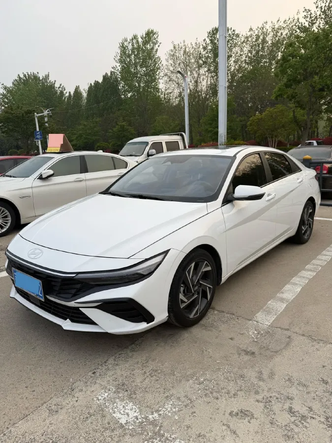2023 Hyundai Elantra 1.5L 115HP L4 CVT,autocango,china used car exporter,china ev exporter,chinese used car exporter,chinese used ev exporter