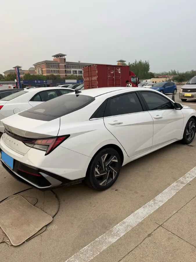 2023 Hyundai Elantra 1.5L 115HP L4 CVT,autocango,china used car exporter,china ev exporter,chinese used car exporter,chinese used ev exporter