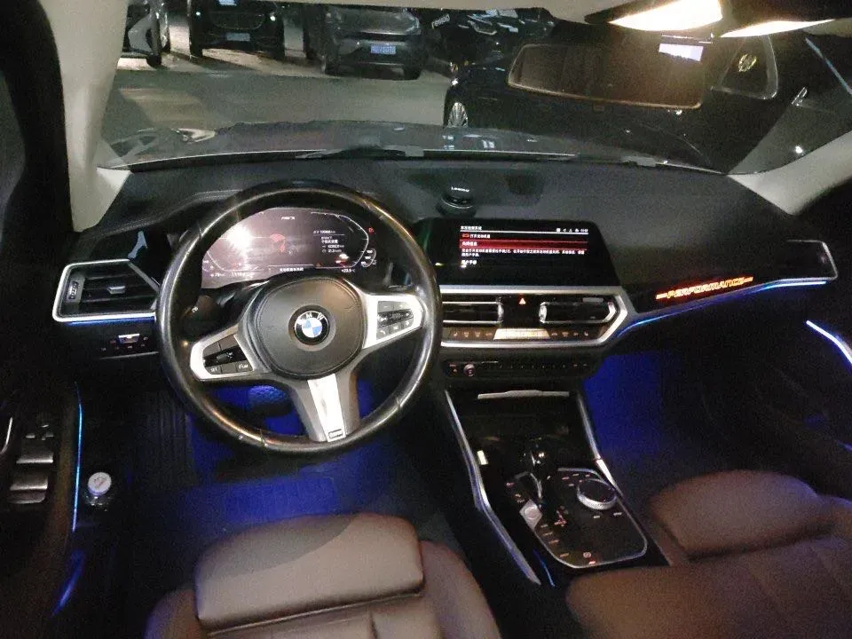 2020 BMW 3 Series 2.0T 156HP L4 8AT,autocango,china used car exporter,china ev exporter,chinese used car exporter,chinese used ev exporter