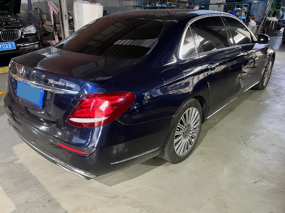 2020 Mercedes-Benz E Class 2.0T 258HP L4 9AT,autocango,china used car exporter,china ev exporter,chinese used car exporter,chinese used ev exporter